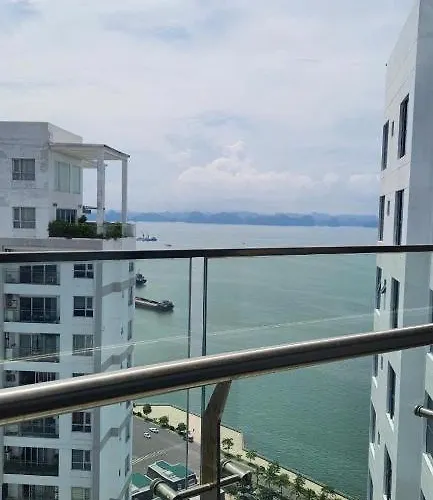 Khách sạn Sapphire