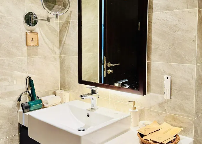 Khách sạn Sapphire 4*